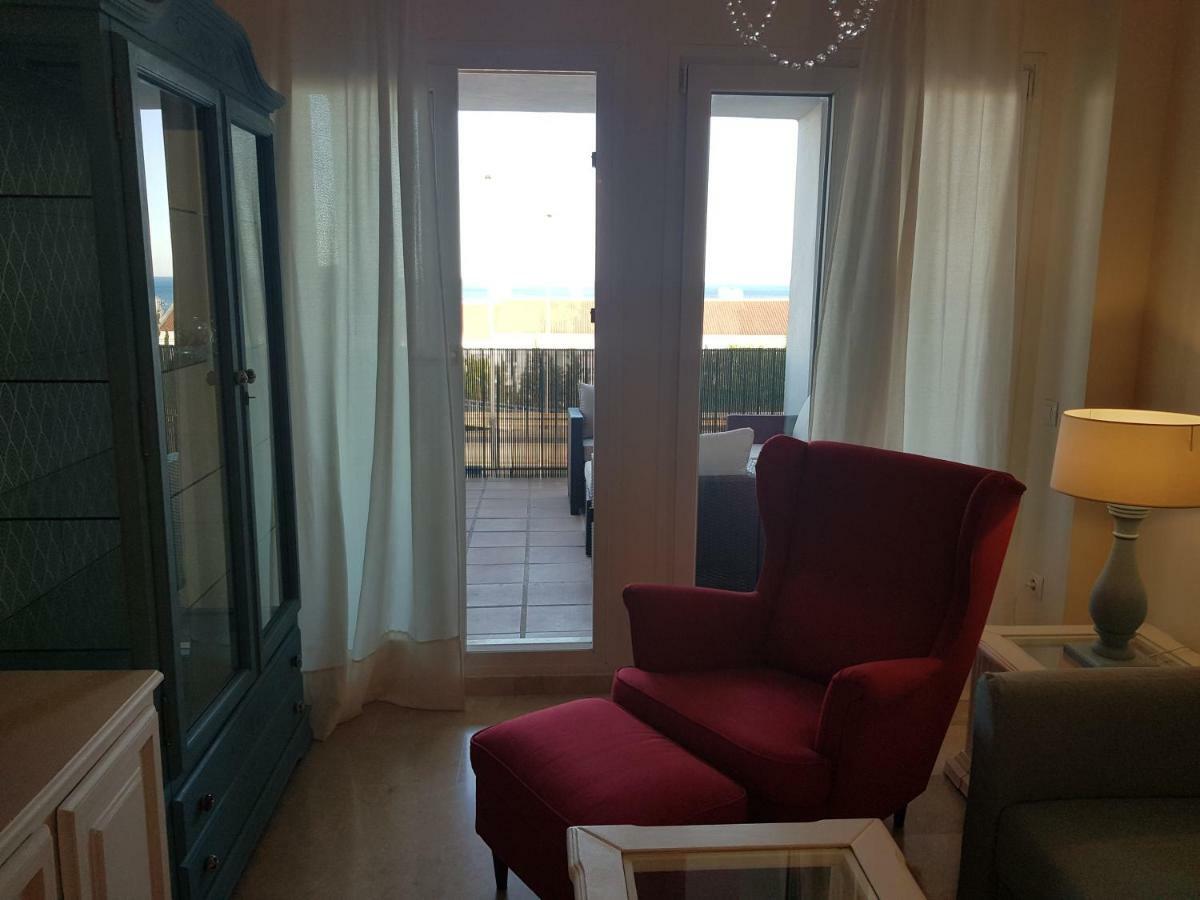 Casa Del Sol Apartment Манилва Екстериор снимка