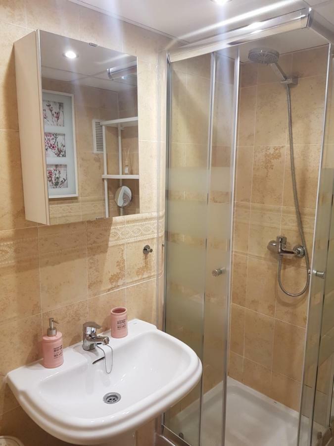 Casa Del Sol Apartment Манилва Екстериор снимка
